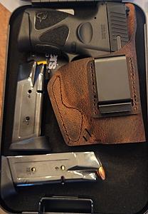 Click image for larger version.&nbsp;

Name:	G3C and mags.jpg&nbsp;
Views:	61&nbsp;
Size:	921.6 KB&nbsp;
ID:	8756